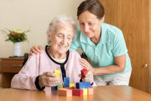 Aider un proche atteint de la maladie d’Alzheimer
