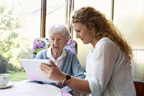 Aidants Connect : rendre accessible le numérique pour tous les seniors